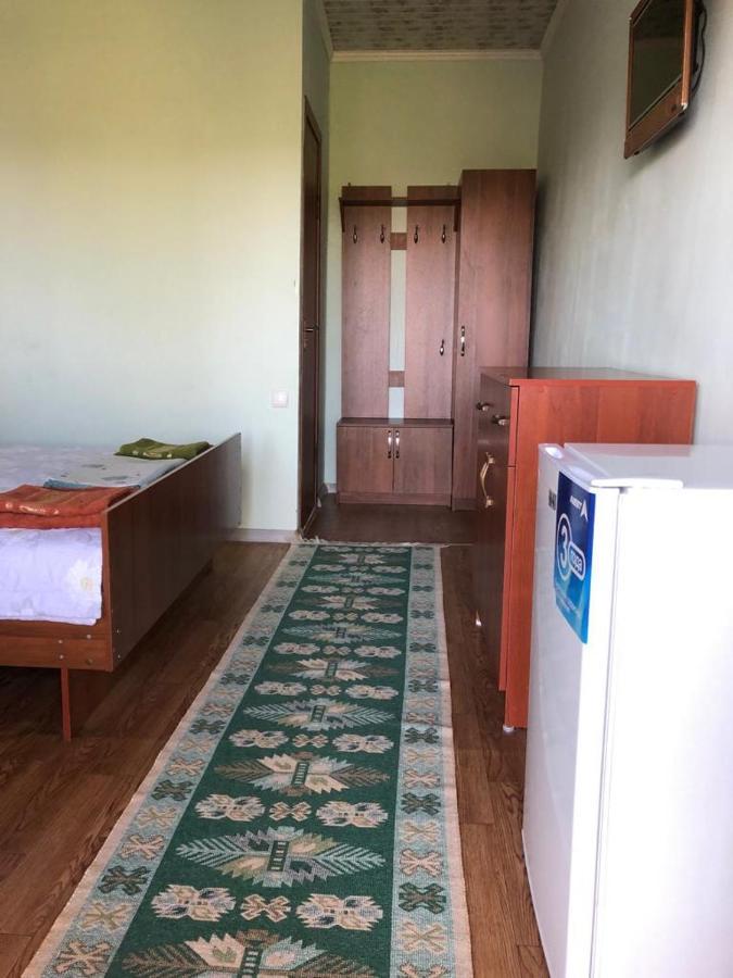 Altynai Guest House Чолпон-Ата Экстерьер фото