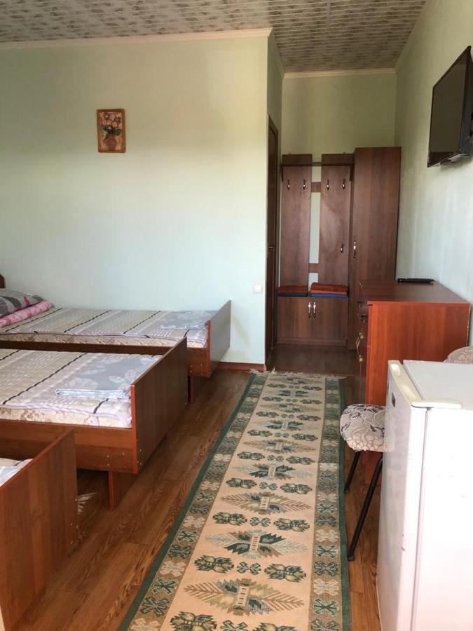 Altynai Guest House Чолпон-Ата Экстерьер фото