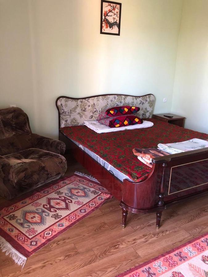 Altynai Guest House Чолпон-Ата Экстерьер фото